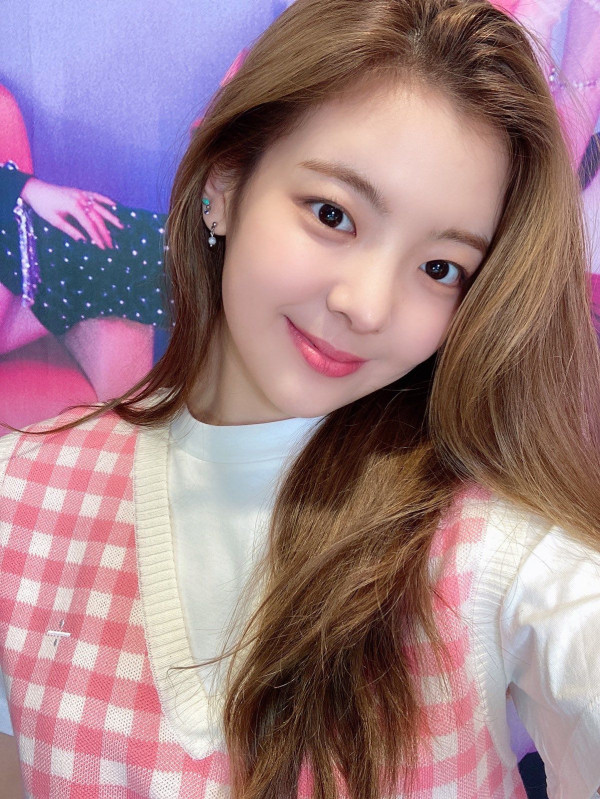 [연예] ITZY 리아